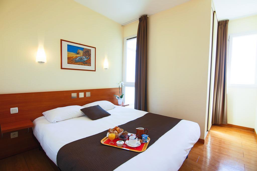 Inter-Hotel Sea Side Park Villeneuve-Loubet Exterior photo