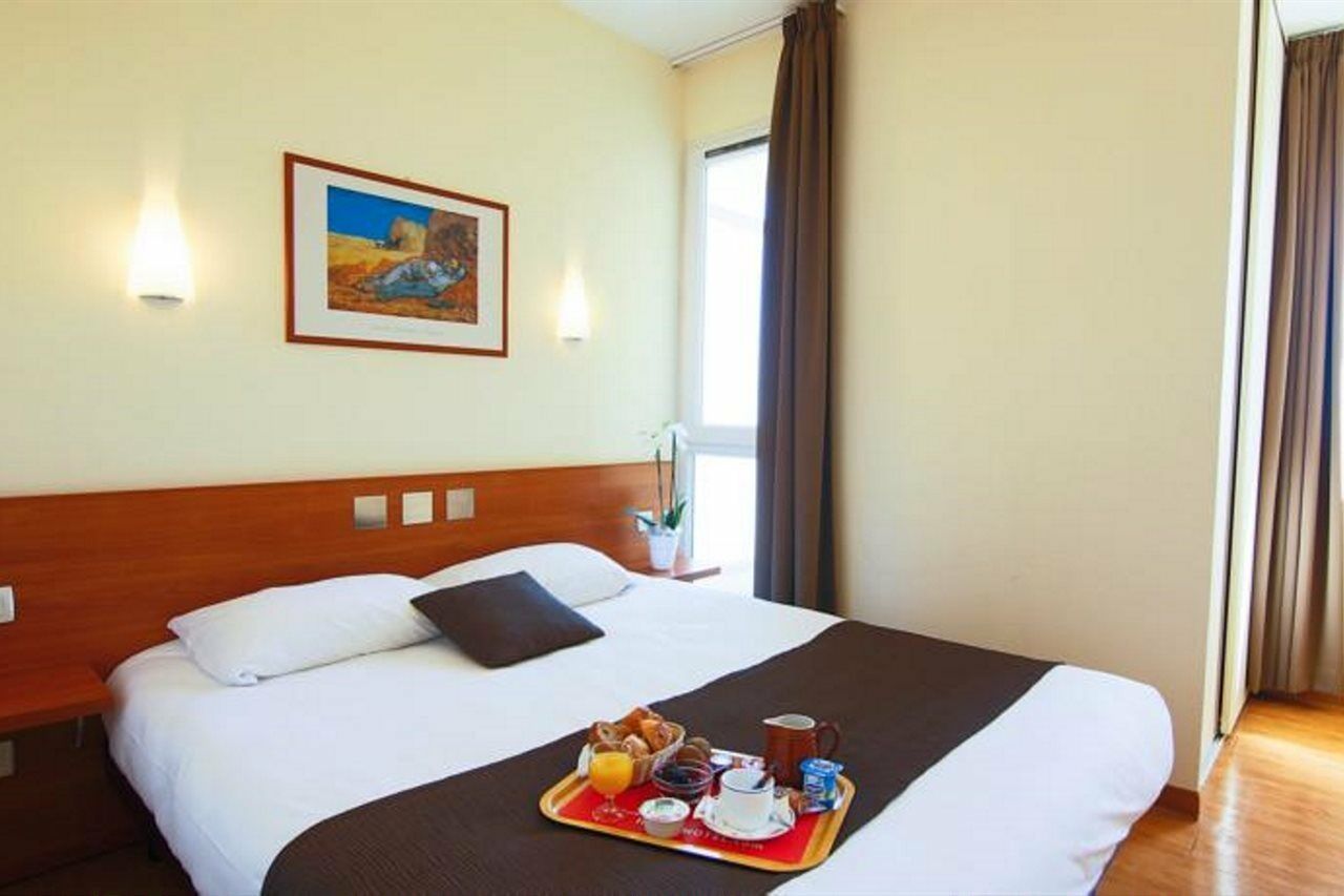 Inter-Hotel Sea Side Park Villeneuve-Loubet Exterior photo